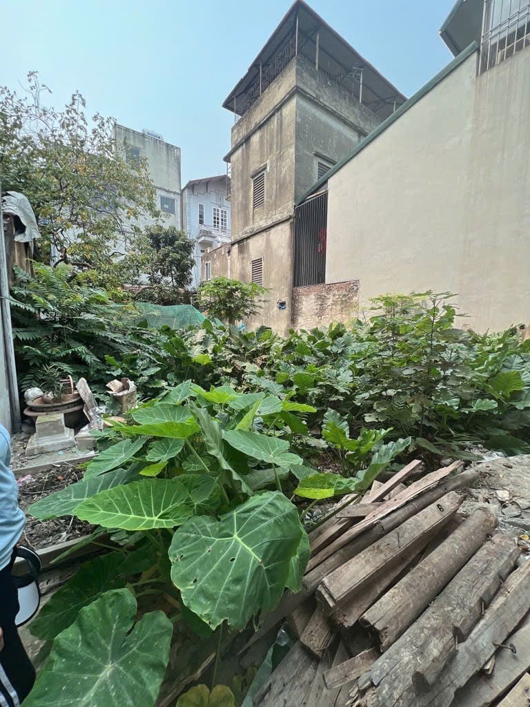 Bán nhà riêng 648 m2 tại Tỷ La, Phú Lương, Hà Đông, sổ đỏ chính chủ