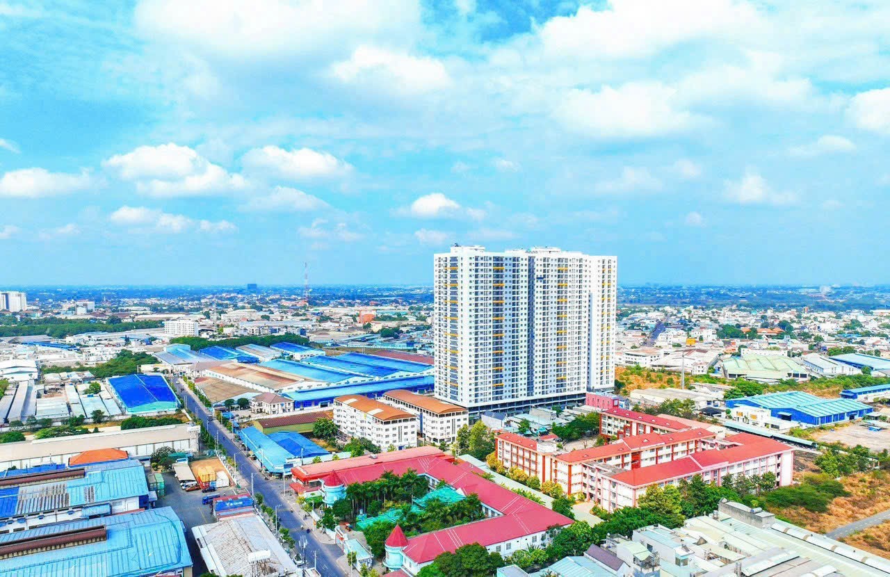 Cần bán căn hộ chung cư Legacy Central