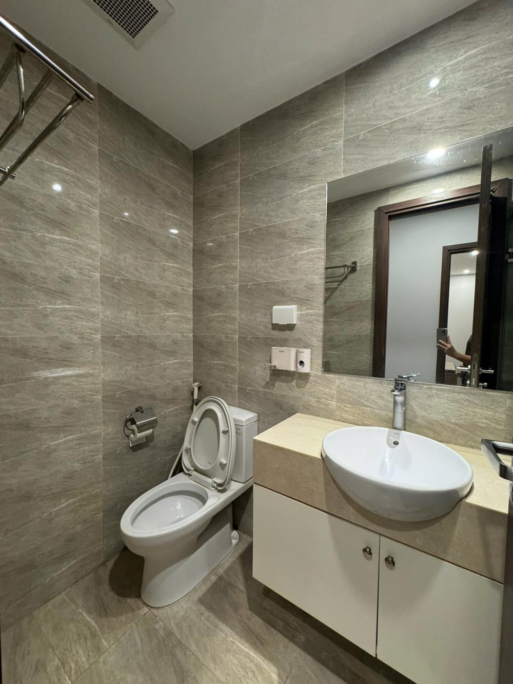 Bán căn hộ Dự án Sky Center, Phường 2, Quận Tân Bình Hồ Chí Minh, 7 tỷ, 129m²