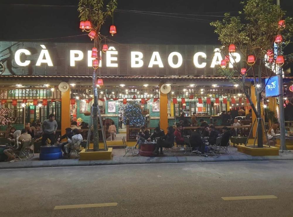 Cho thuê mặt bằng kinh doanh nhà hàng cafe mặt phố trần huy liệu dt 350m2