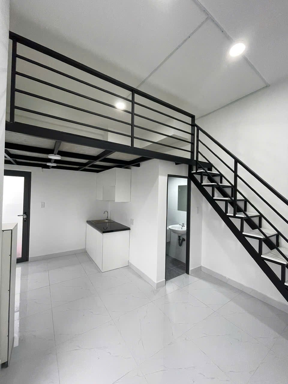 Siêu phẩm Duplex Bùi Đình túy, Bình Thạnh, ban công, mới 100%, giá rẻ