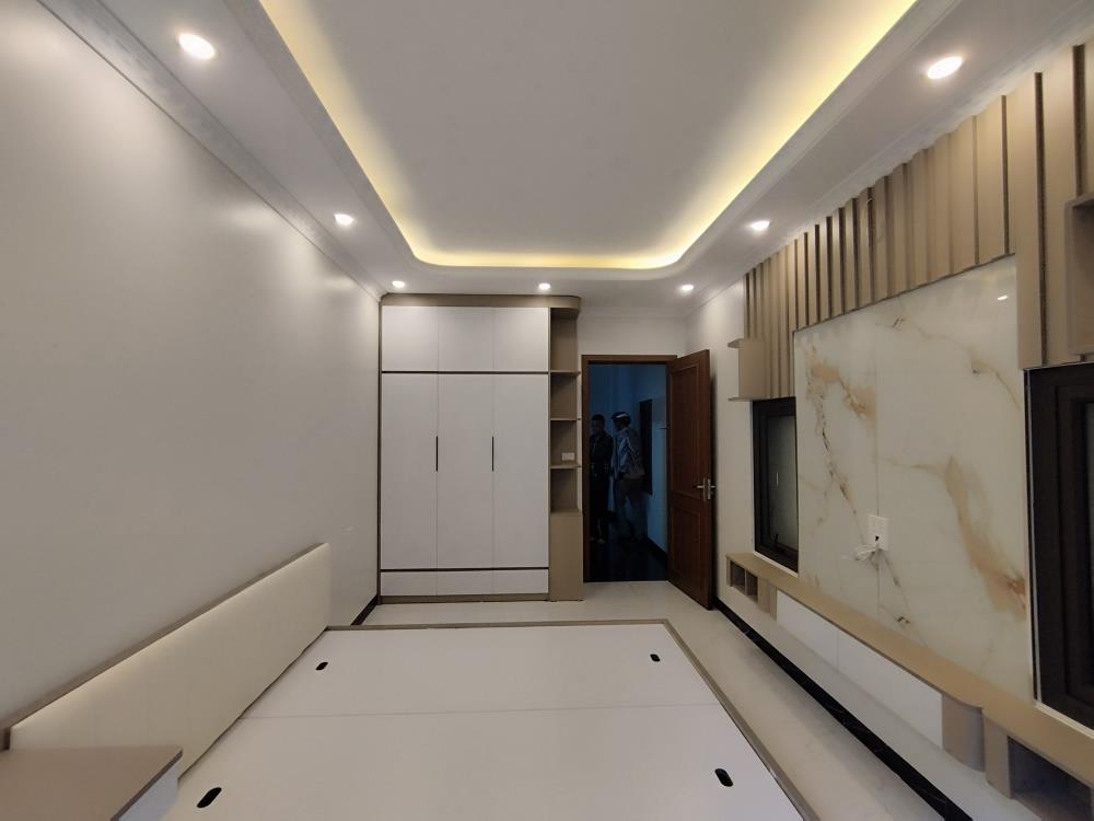 Bán nhà bà triệu -hà đông lô góc mặt ngõ thông 32/35m2 5 tầng thang máy 7,3 tỷ