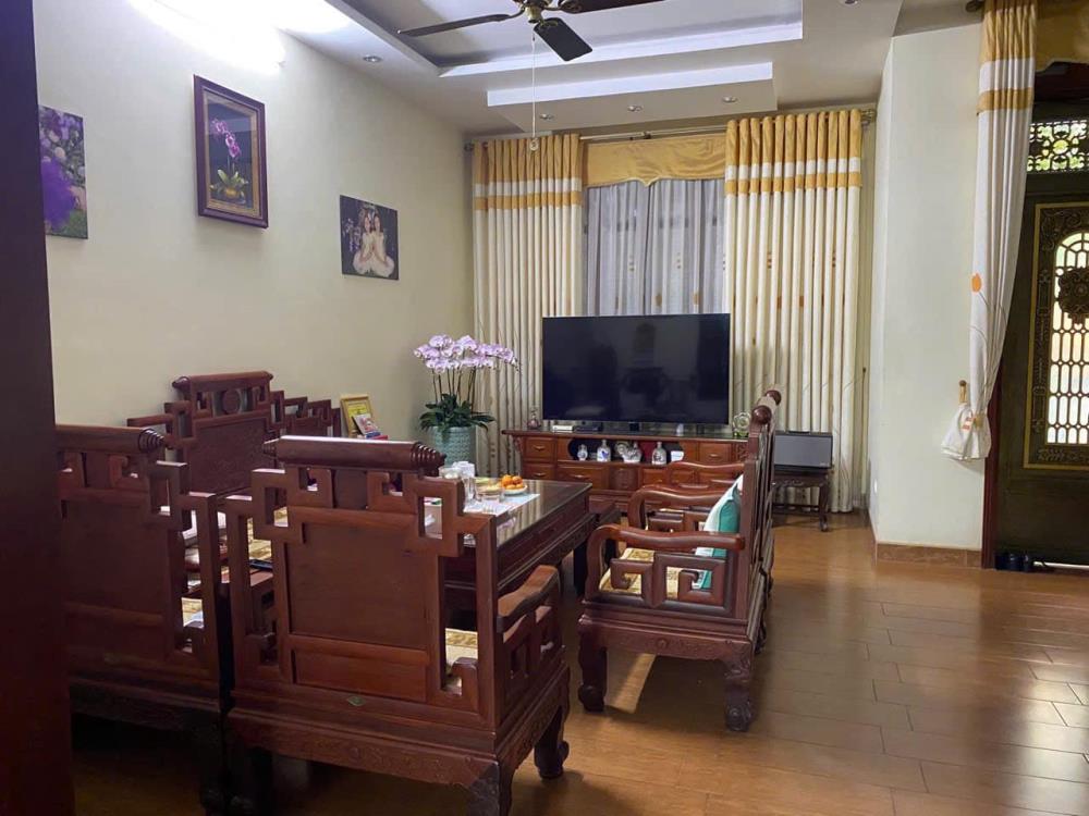 Bán nhà liền kề  Nguyễn Văn Lộc, Hà Đông, gần hồ, nội thất sang trọng