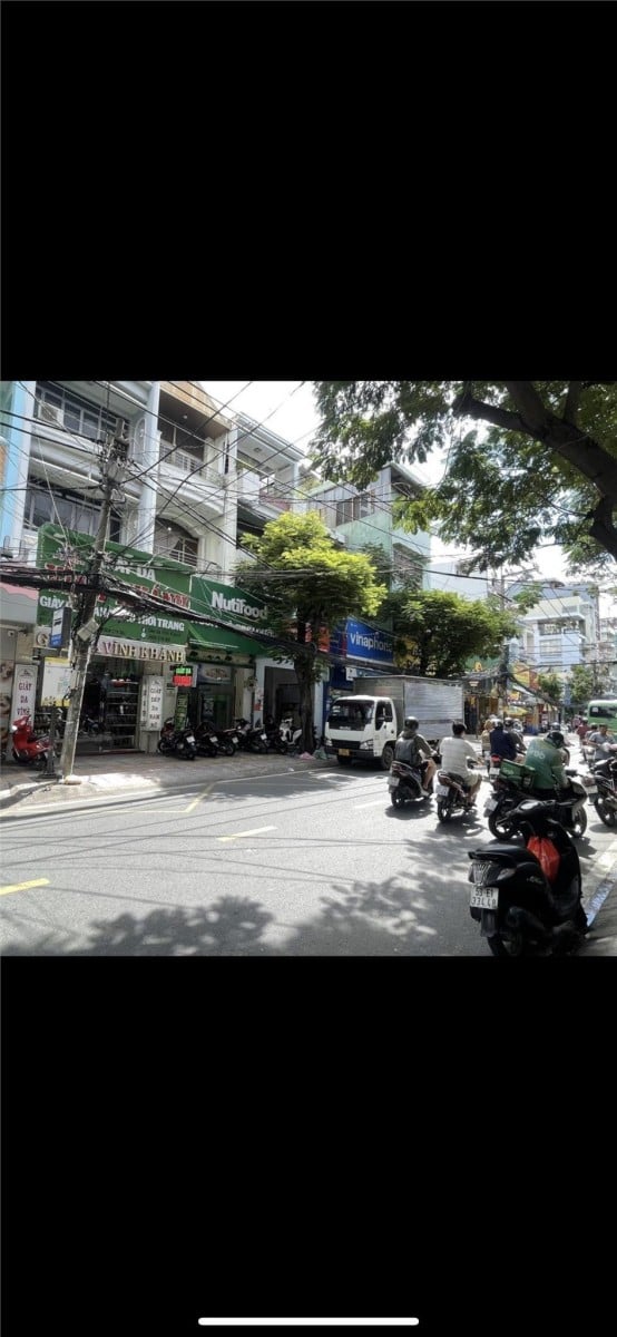 Bán nhà mặt tiền Vĩnh Hội Quận 4 diện tích 60m2 kinh doanh đa ngành giá 19,99 tỷ