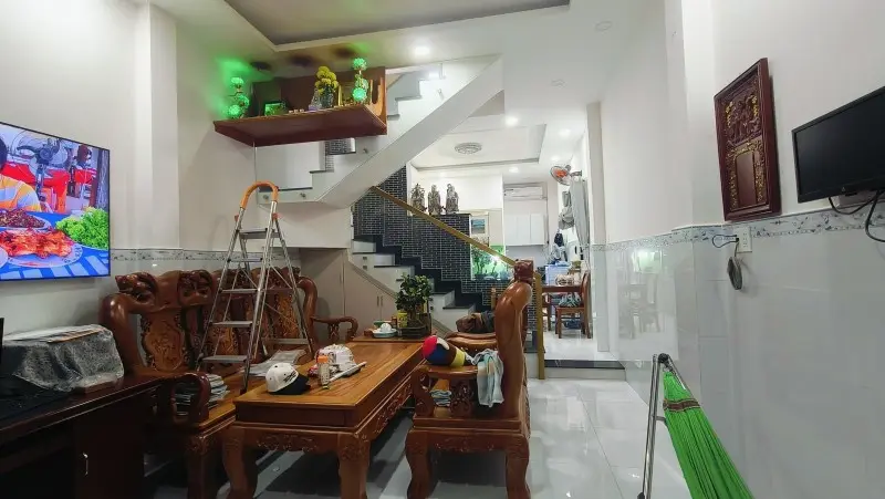 Bán nhà mặt phố Q.9, 58m², 4 tầng, 6.7 tỷ, sổ hồng chính chủ.