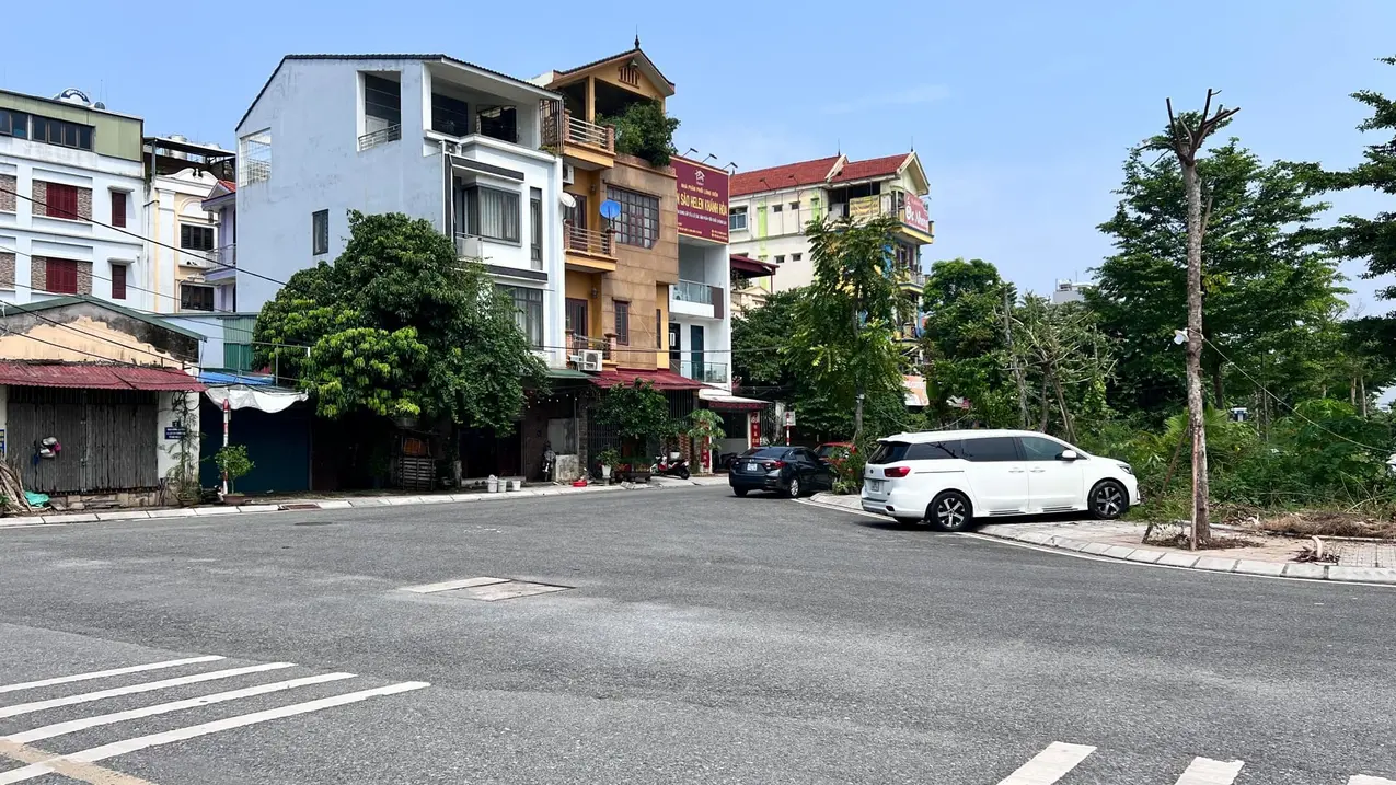 Chính chủ cần bán gấp căn villa biển Premier 4PN vip nhất, full NT, khai thác 1tỷ2/năm, sổ hồng lâu dài