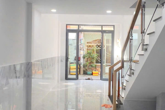 Bán nhà 4 tầng KDC Kiều Đàm P. Tân Hưng, sát Him Lam Lotte Quận 7
