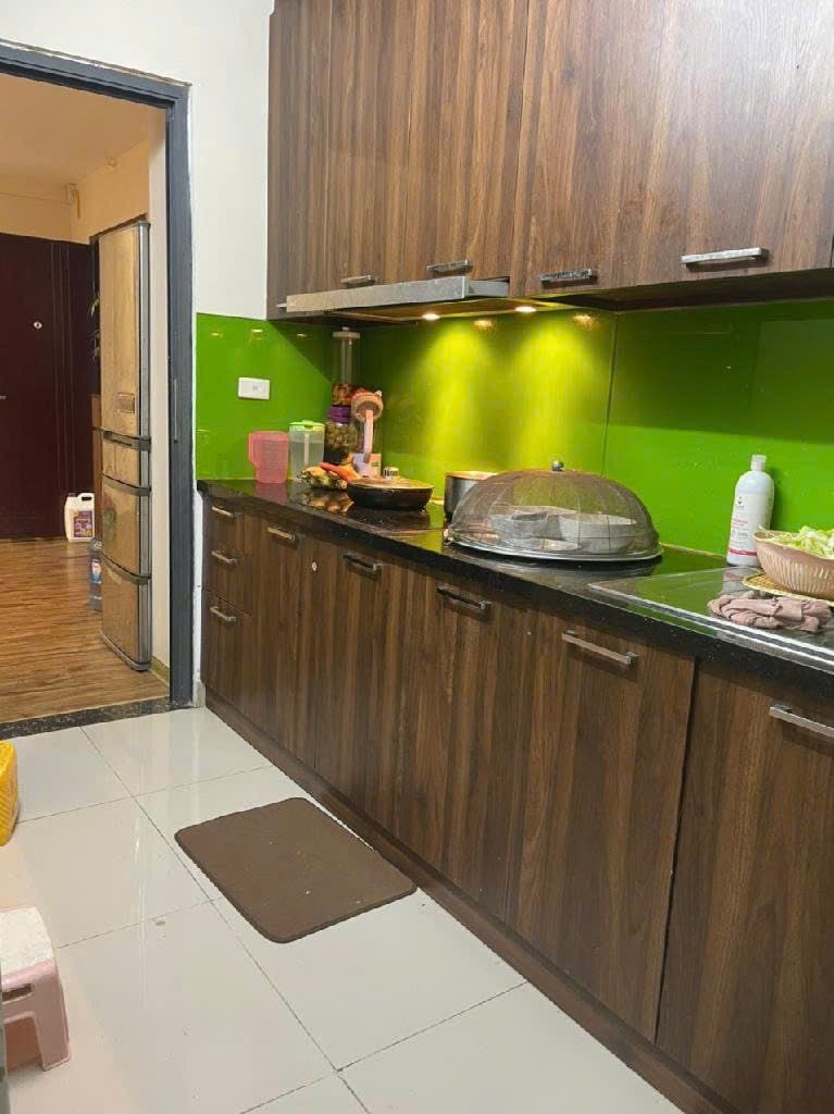 Bán căn hộ chung cư 106m2 Oriental Plaza Âu Cơ Tân Phú giá 4 tỷ