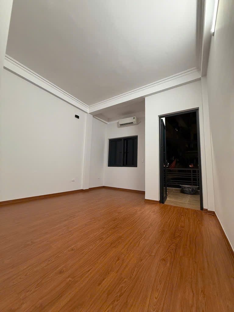 Bán nhà riêng 60m2 Chung cư Đông Đô, Hoàng Quốc Việt, Cầu Giấy, Hà Nội - Lô góc kinh doanh đỉnh
