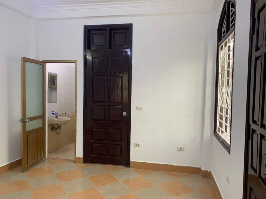 Bán nhà 30m2 5tầng mt 6m ngõ phố Trần Cung, Bắc Từ Liêm