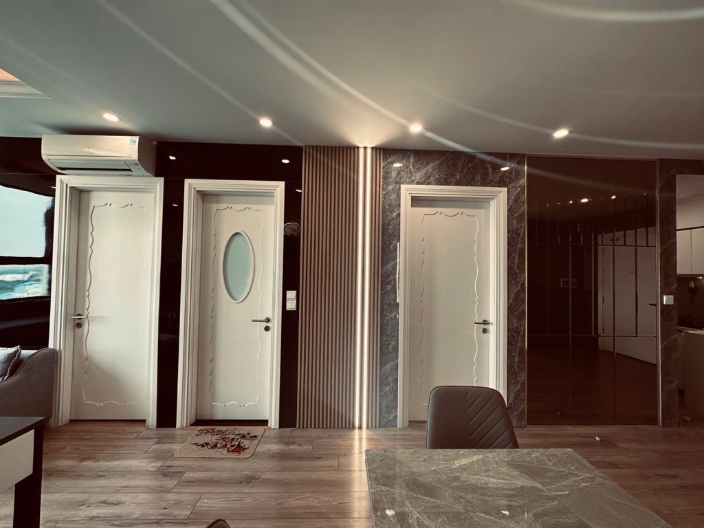 Bán căn hộ chung cư 198m2, dự án Dolphin Plaza Trần Bình, Nam Từ Liêm, Hà Nội, full nội thất