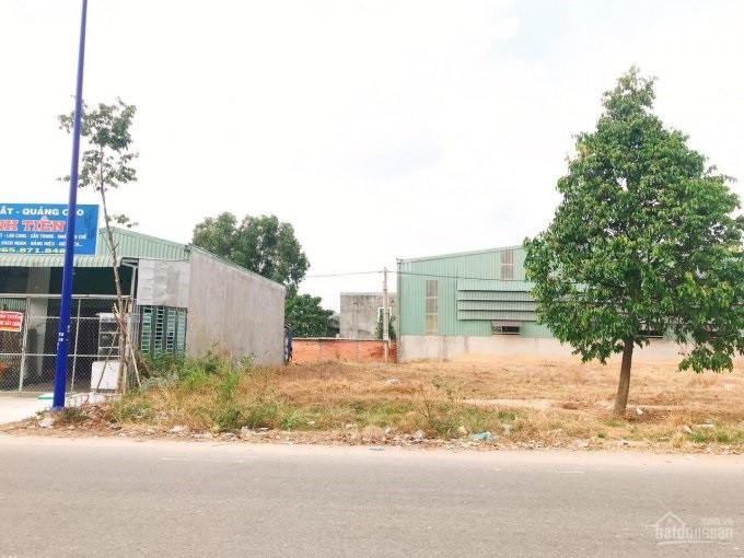 Bán đất 2.500m2 đối diện siêu thị Bàu Bàng
