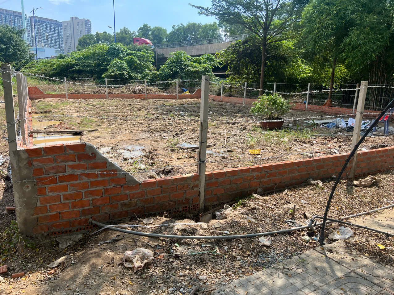 Đất mặt tiền Lê Hữu Kiều – Bình Trưng Tây chỉ 120 triệu/m2
