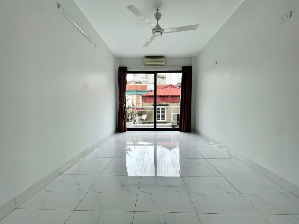 Bán nhà riêng 38m2 tại đường Đại Tự, Kim Chung, Hoài Đức, nhà 4 tầng ở ngay