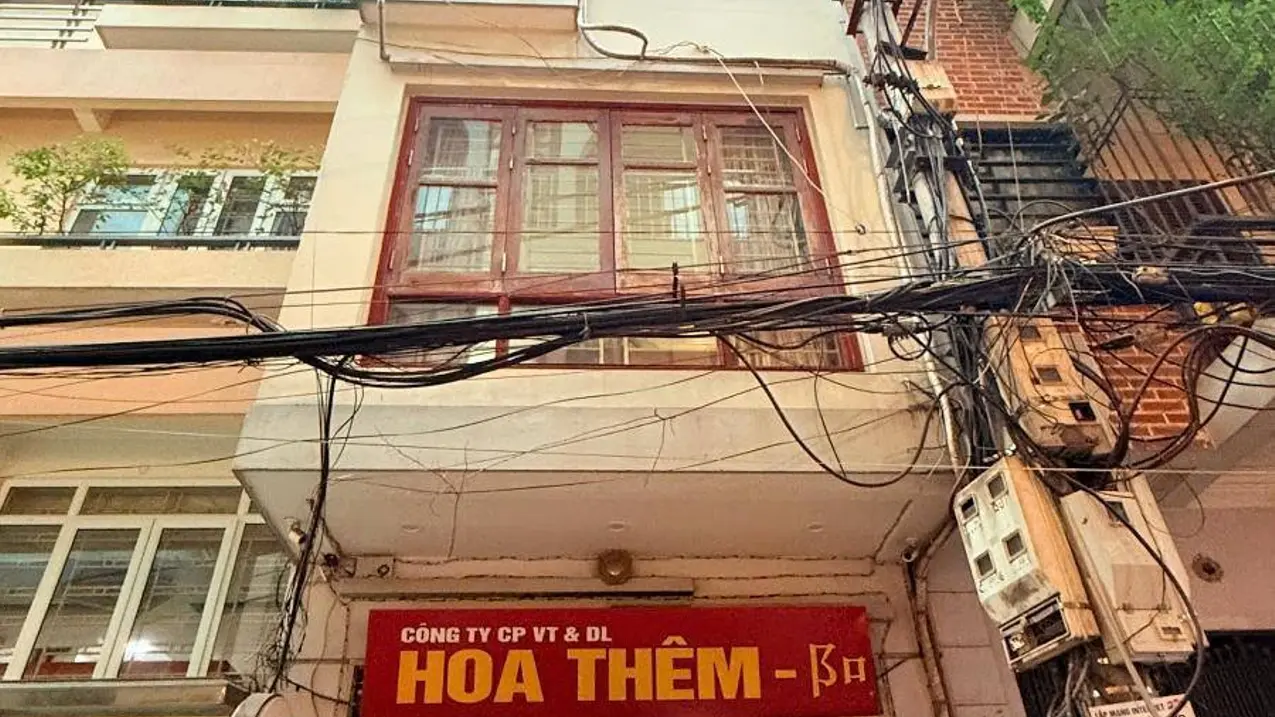 Bán nhà 47m2  thông Thái Hà - Hà Nội  - mặt ngõ 2 thoáng – ô tô đỗ cửa