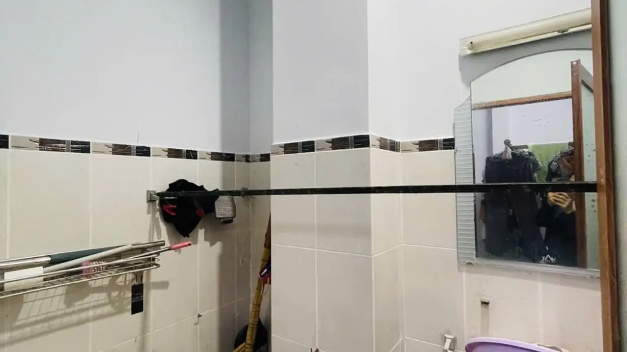 Bán nhà tại Tư Đình có diện tích 38m2 xây 5 tầng, đầy đủ nội thật với giả chỉ 5.8 tỷ