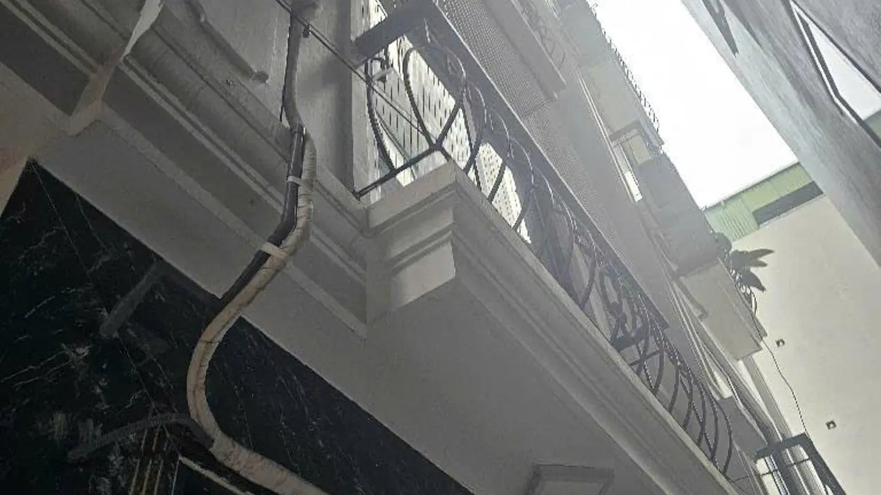 Bán nhà riêng mới đét 31m2 * 5 tầng ngõ ô tô - nội thất mới đẹp, bãi xe cạnh nhà tại Nam Dư