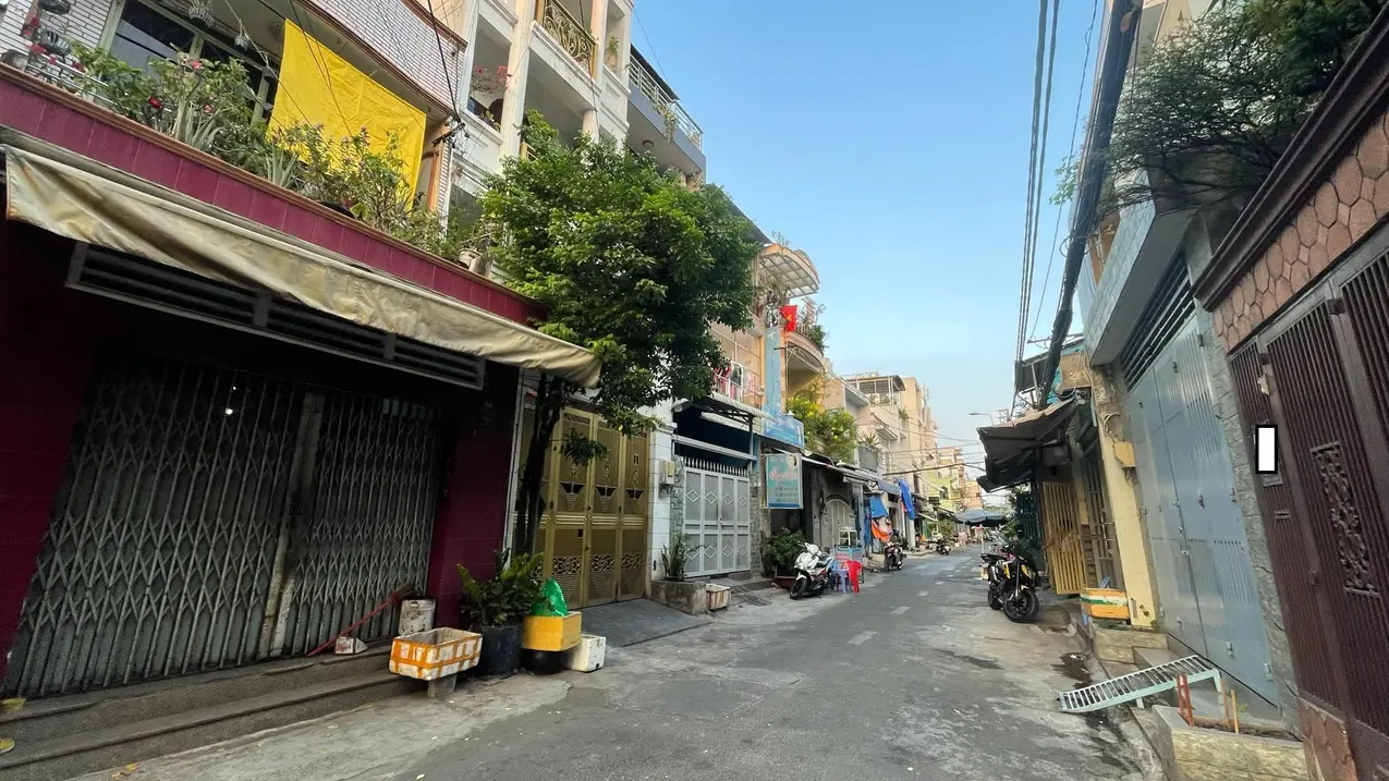 Bán nhà mặt tiền cn 76m2, Đường Trần Văn Cẩn, Quận Tân Phú