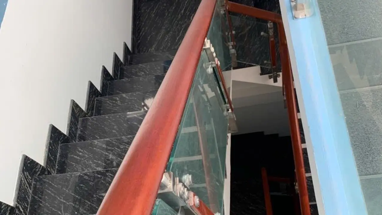 Bán nhà đường Lạc Long Quân, phường 10, Tân Bình; 4x30, 4 tầng - 13,9 tỷ