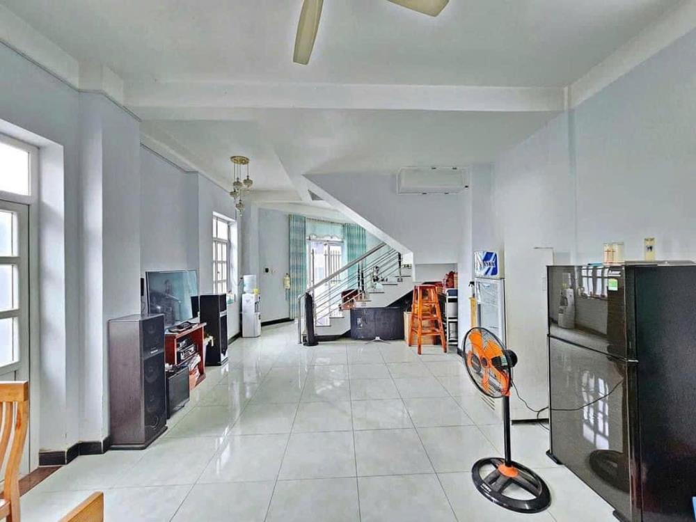 Nhà 3lầu góc 2 mặt tiền gần siêu thị gỗ tavico tại kdc tín nghĩa phường Tân Biên