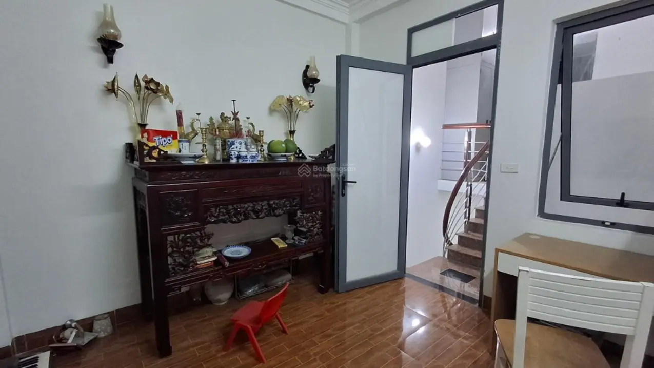 Bán nhà 5 tầng, 40m2, Định Công Thượng - Hoàng Mai - giá 8.5 tỷ - sổ đỏ chính chủ