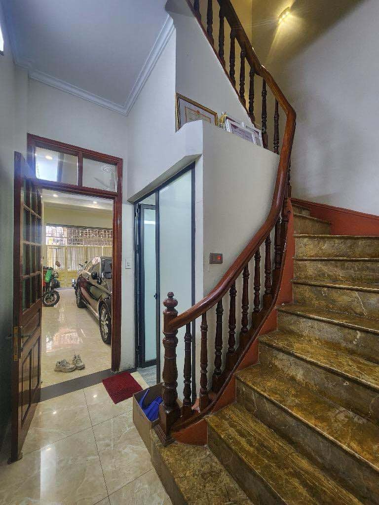 Bán nhà phố Lụa Hà Đông 40m5tang 6 tỷ