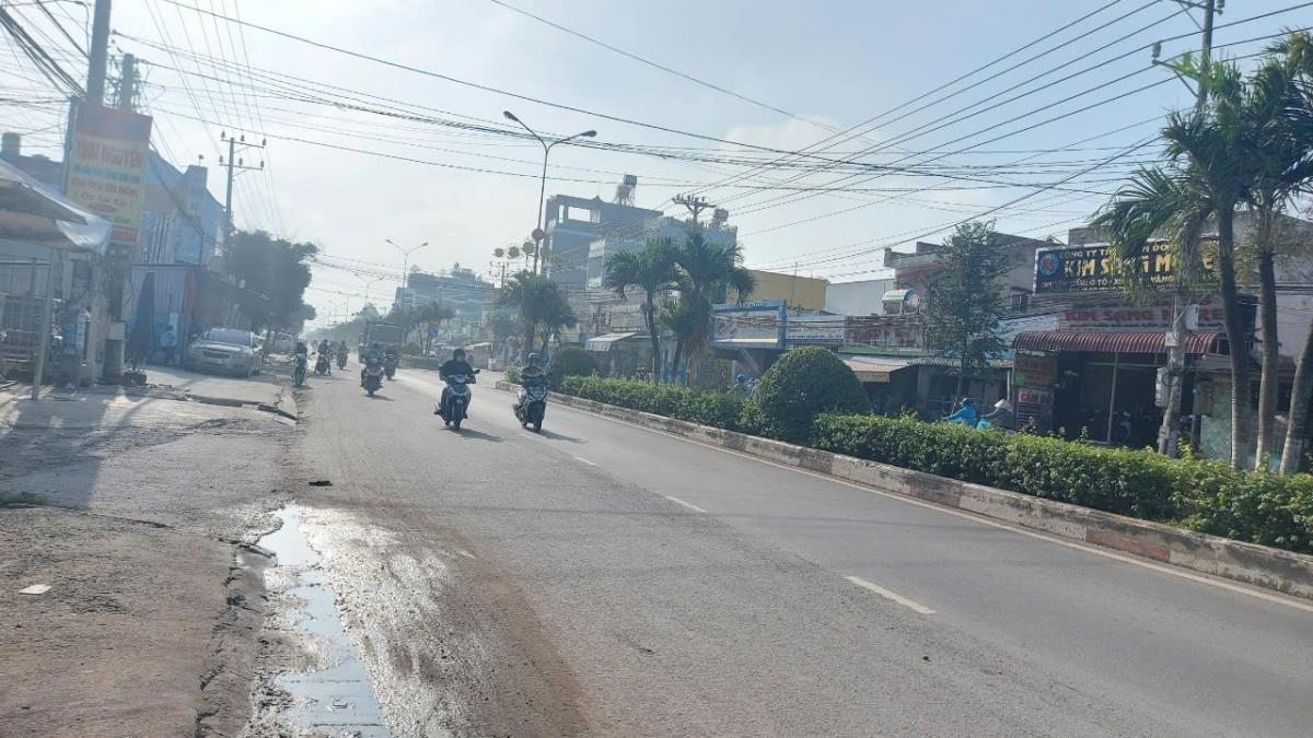 Bán 700m2 có 120m2 đất ở Hòa Nhơn, xã Hòa Nhơn gần đường lớn DH