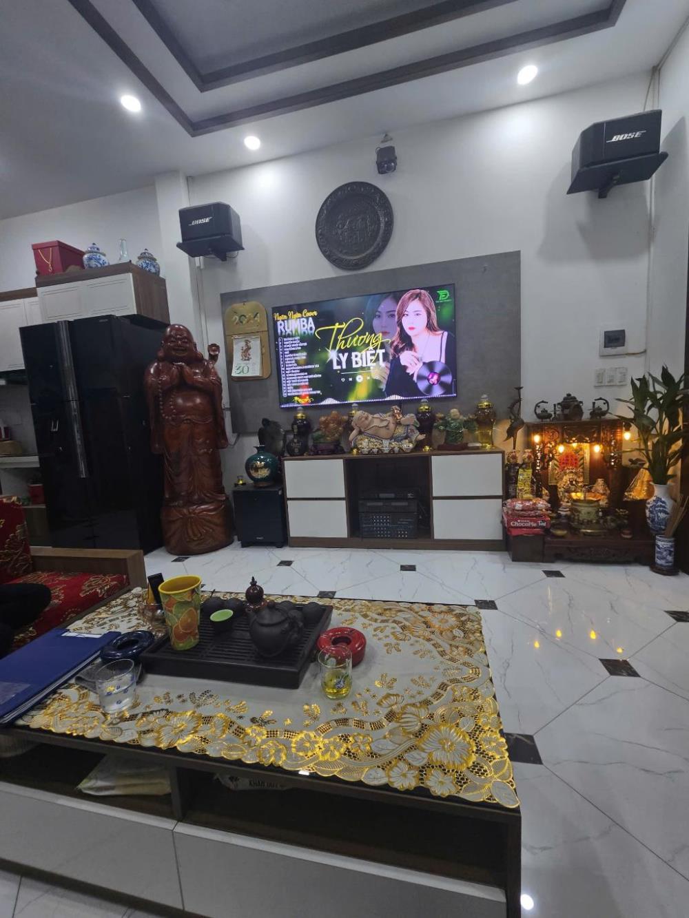 Nhà đẹp vị trí đắc địa - giá tốt tại trương định  ô tô qua cổng 35m2 giá 6.5 tỷ