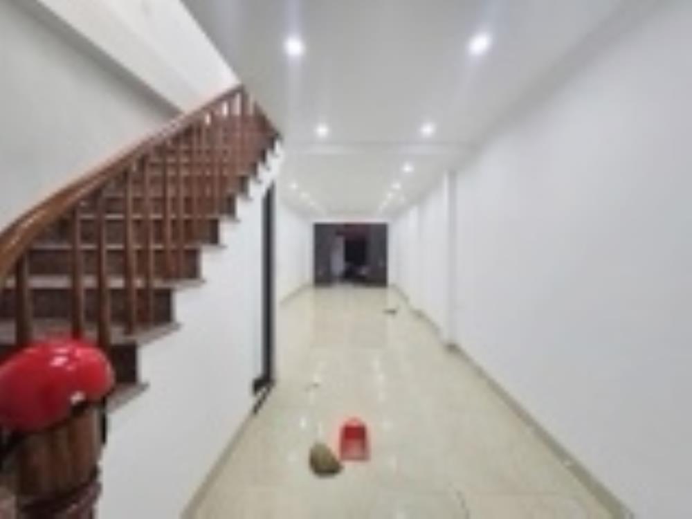 Phân lô phan văn trường-cầu giấy 38m*6 tầng,oto,ngõ thông,kinh doanh,30m ra phố