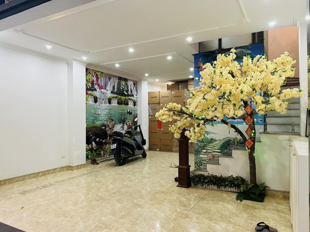 Bán nhà riêng 4 tầng 25m2 Trần Hưng Đạo, Quận 5 giá 6 tỷ 3 SHR tiện ích đầy đủ
