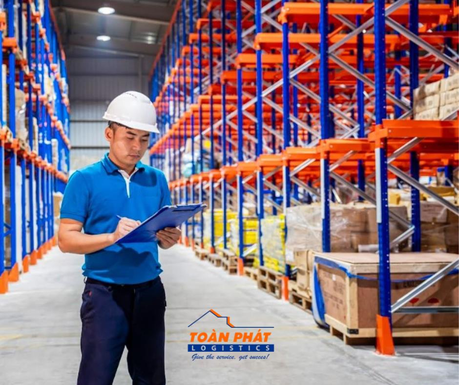 Cho thuê kho chứa hàng hệ thống rack kệ chắc chắn