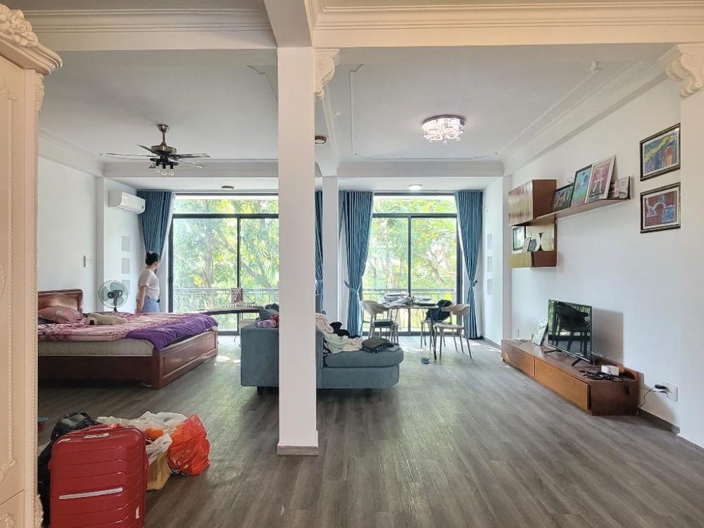 Kim Ngưu - phân lô ô tô đỗ cửa - gara 7 chỗ vào nhà - 5 tầng thang máy