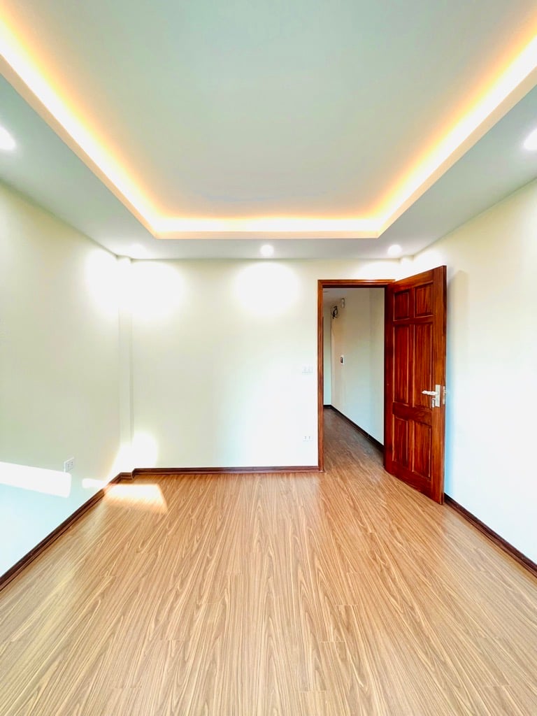 Bán nhà dân xây, Ngọa Long, Bắc Từ Liêm, có chỗ đỗ ô tô, giá chỉ 7.3 tỷ