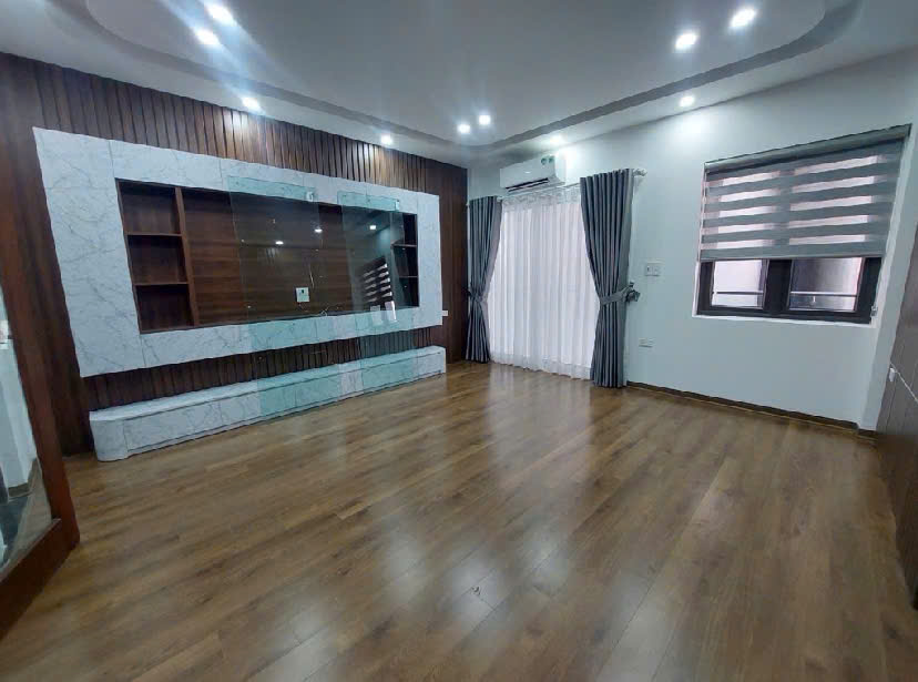 Bán siêu phẩm phân lô ngõ 2 Giảng Võ, Ba Đình, 3 ô tô tránh đỗ, vỉa hè, 75m2, mặt tiền 4.5m, giá 26 tỷ