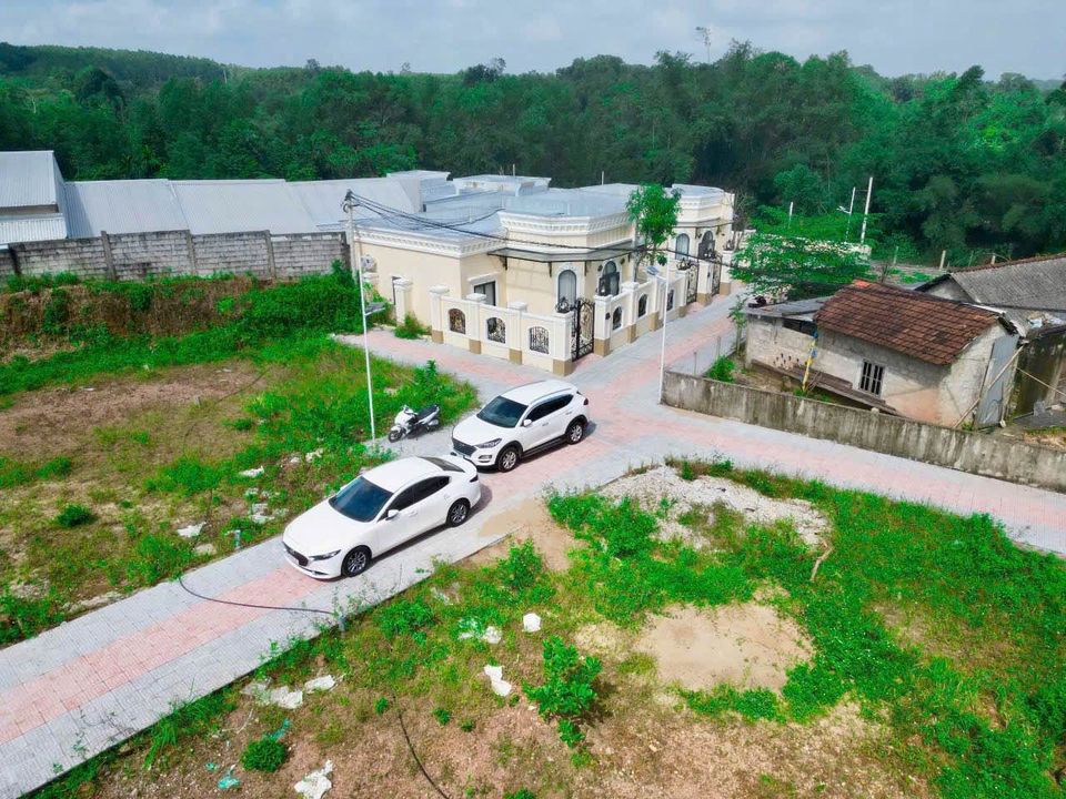 Nhà đẹp kiệt oto tránh nhau đường Minh Mạng - TP Huế giá chỉ 1 tỷ 9xx