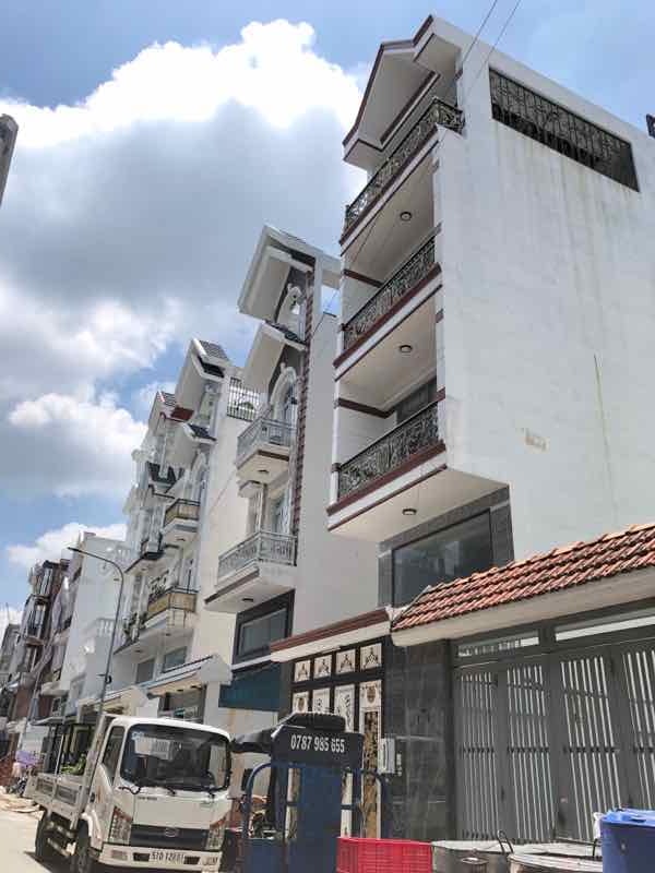 Bán nhà riêng 3,6x13m đường Lý Chiêu Hoàng, quận 6, 4 phòng ngủ