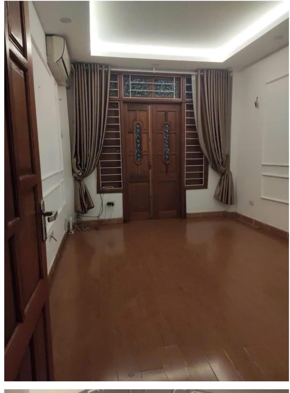 Bán nhà Lạc Long Quân, Tây Hồ 48m, 5 tầng, giá 12 tỷ, 2 thoáng, ô tô, dân xây