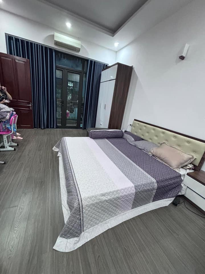 Bán nhà 2 tầng đường Nguyễn Văn Nghi, Phường 7, Gò Vấp, 46m², hẻm ô tô, giá chỉ 5.25 tỷ