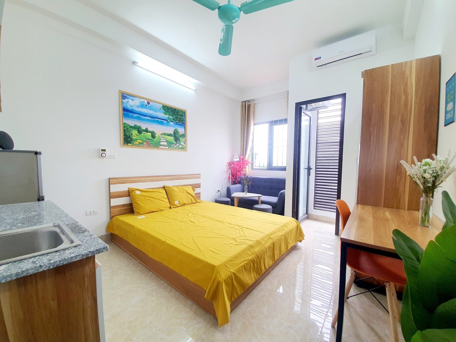 Chính Chủ Cho Thuê Phòng Giá Rẻ tại 472 Lạc Long Quân, Tây Hồ, giá 5,2 triệu