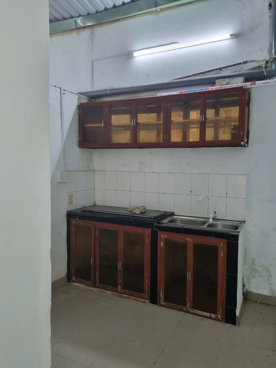 Cho thuê nhà nguyên căn tai 230/35