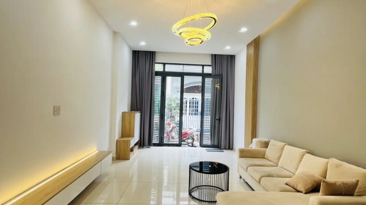 Bán nhà mặt phố Trường Thọ, Thủ Đức, 63m², 6.2 tỷ, sổ hồng