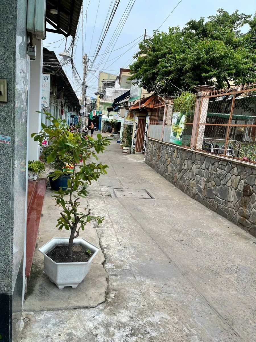 Cho thuê nhà riêng 4x12m Bình Trị Đông B Bình Tân gần khu Tên Lửa