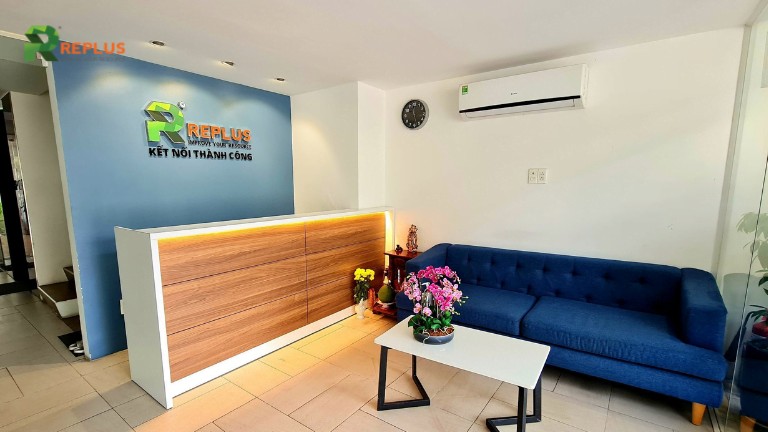 Chính chủ cho thuê VP 70m2 tại mặt đường Trần Vỹ - Cầu Giấy, thông sàn, có PCCC, ô tô để free