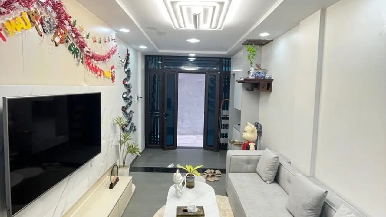 Bán nhà 4 tầng, 32m2, phố Minh Khai, Hai Bà Trưng - giá 7.3 tỷ - sổ đỏ chính chủ