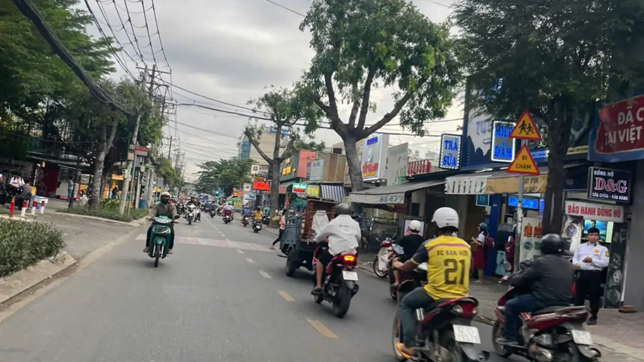 Bán nhà đường CMT8, Quận 10, ngay tuyến Metro số 2, 4 tấm, sẵn dòng tiền 17tr/th, 40m² chỉ 6,3 tỷ