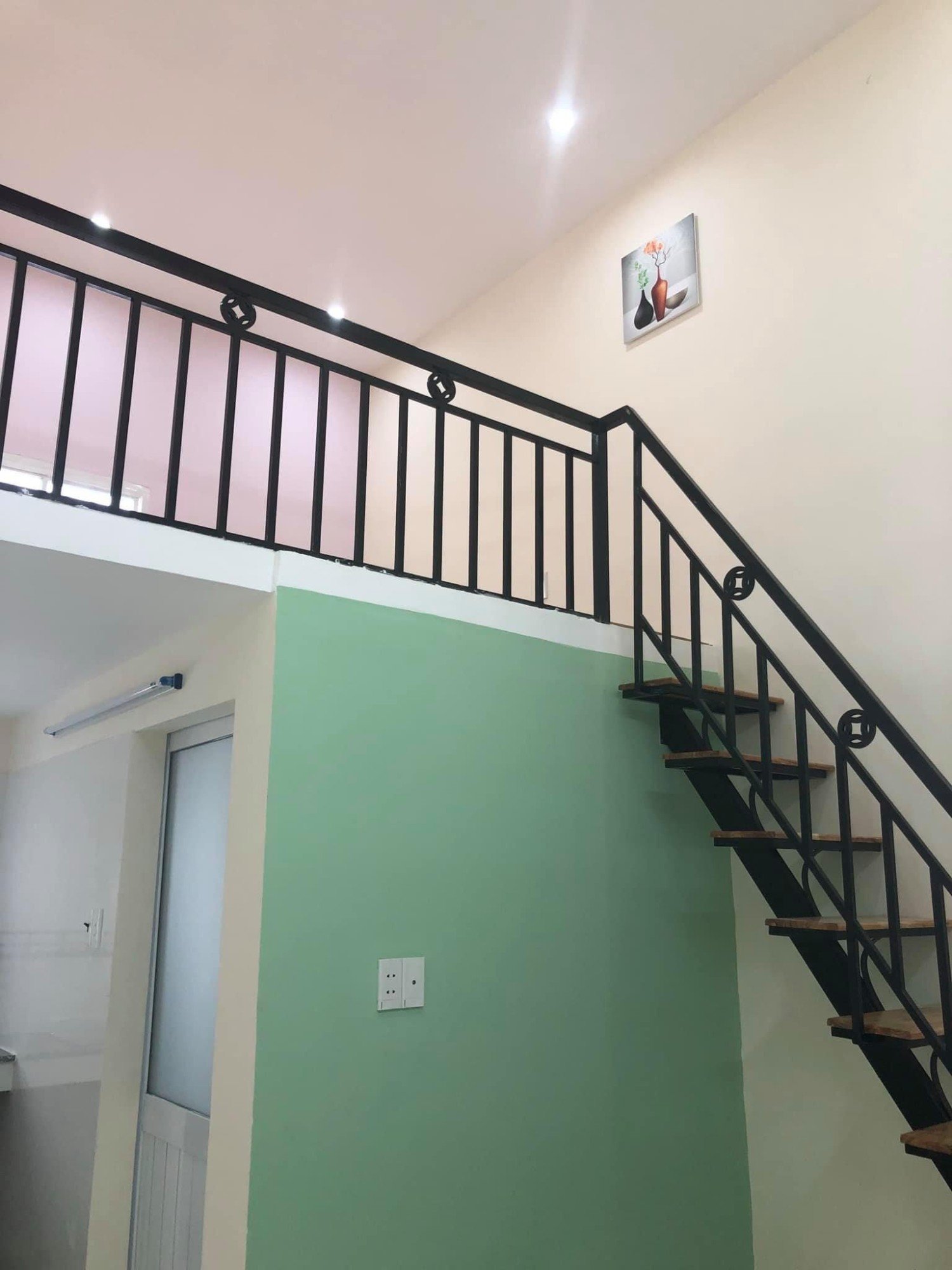 Cho thuê duplex mới xây gác cao gần Emart Phan Huy Ích, Gò Vấp, giá rẻ