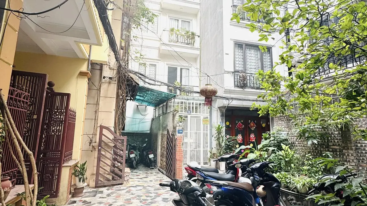 Bán nhà riêng 41m2 Lạc Trung, Hai Bà Trưng, Hà Nội, giá 6,8 tỷ