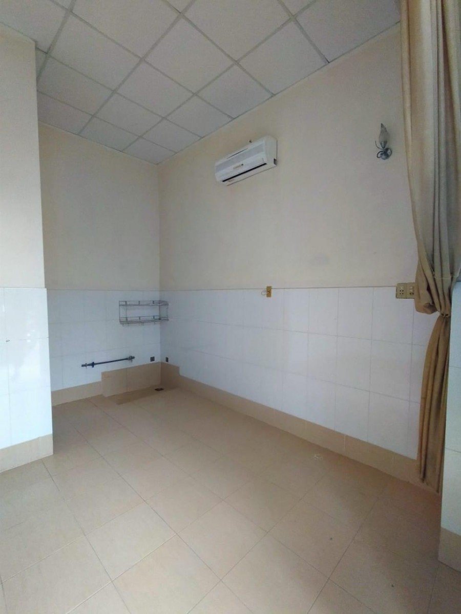 Cho thuê phòng 25m² đường Âu Cơ, Phường Phú Trung, Tân Phú, gần Đại Học Văn Hiến