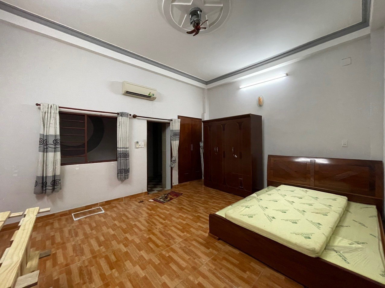 Cho Thuê Phòng Trọ Trung Tâm Quận 4 – Đầy Đủ Tiện Nghi, Gần Chợ Vĩnh Khánh, Không Chung Chủ