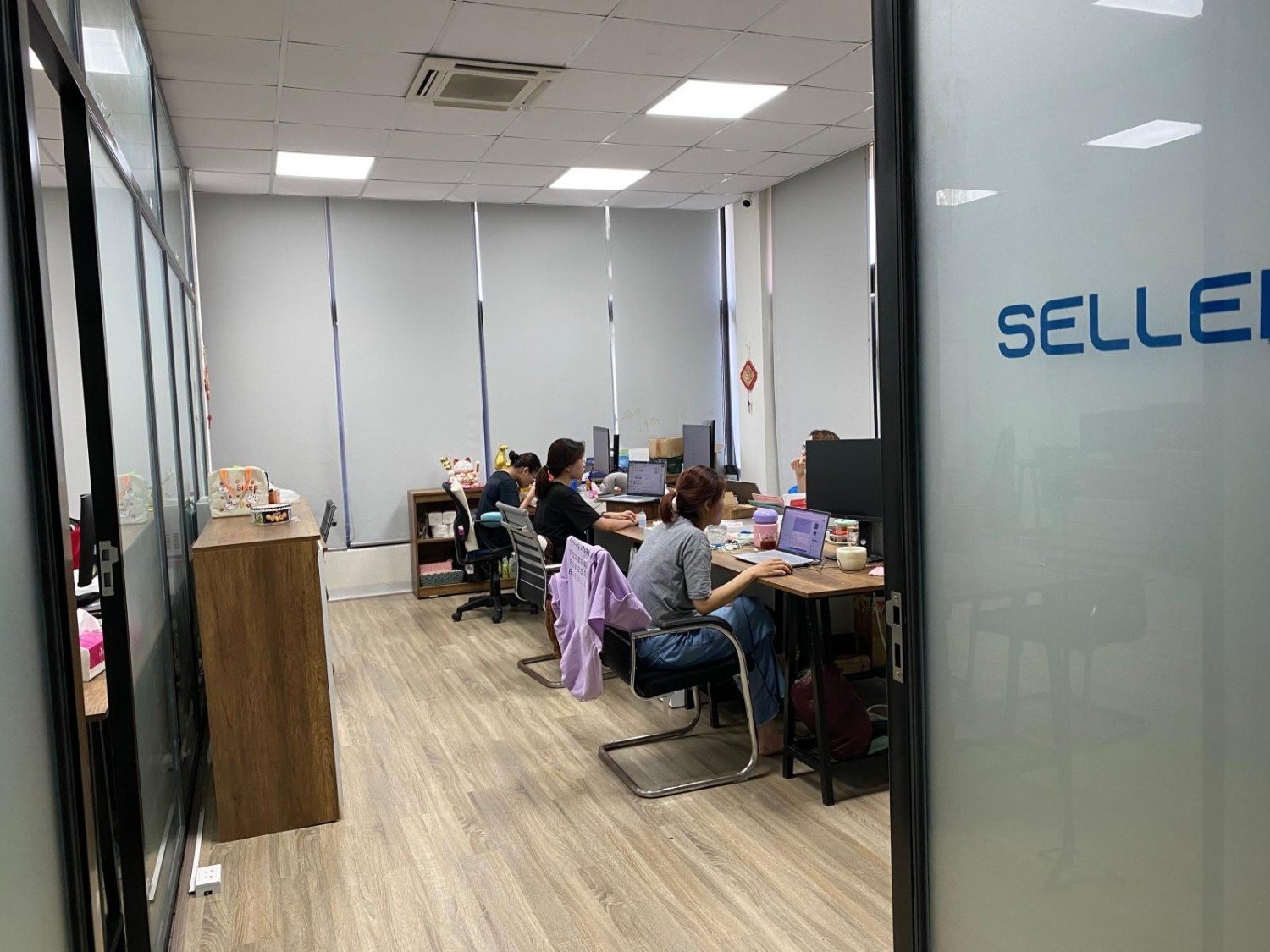 Cho thuê văn phòng tại Ecolife Capitol, Tố Hữu, Nam Từ Liêm, Hà Nội, Diện tích 1000m², Giá chỉ 161.000 VNĐ/m²